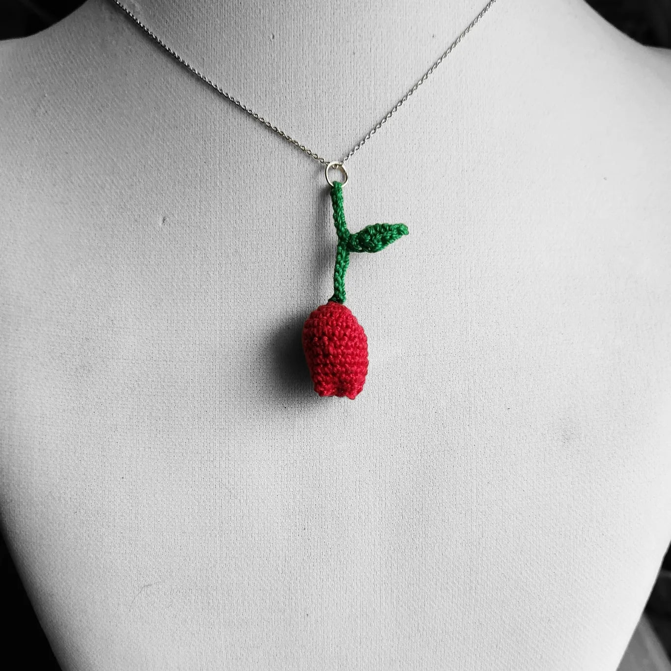 Tulip Necklace